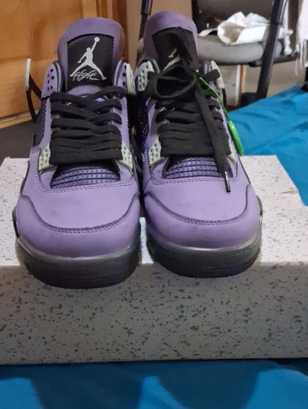 Exclusive Pair Travis Sc